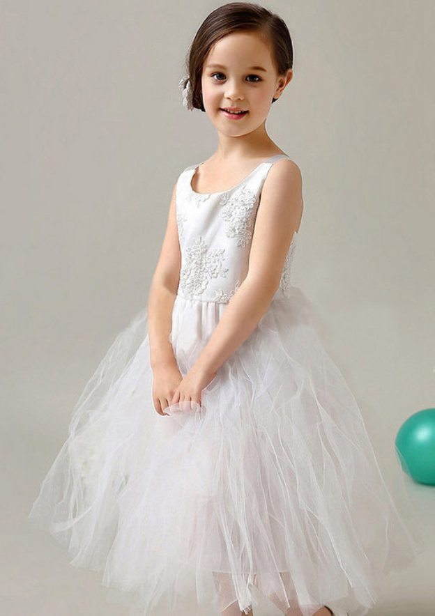Charming Tulle Bateau Neck Tea-Length A-line Flower Girl Dress with Appliqued BM bride