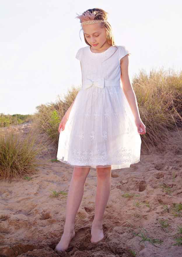 Lovely Tulle Bateau Neck Knee-Length A-line Flower Girl Dress with Beading BM bride