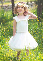 Elegant Lace Bateau Neck Knee-Length A-line Flower Girl Dress with Appliqued BM bride