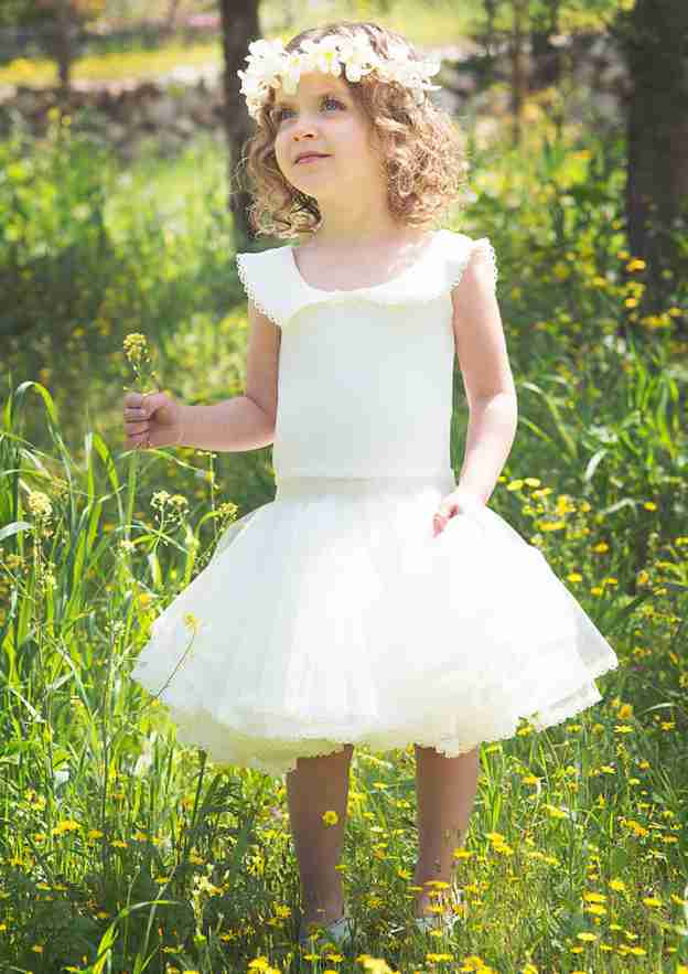 Elegant Lace Bateau Neck Knee-Length A-line Flower Girl Dress with Appliqued BM bride