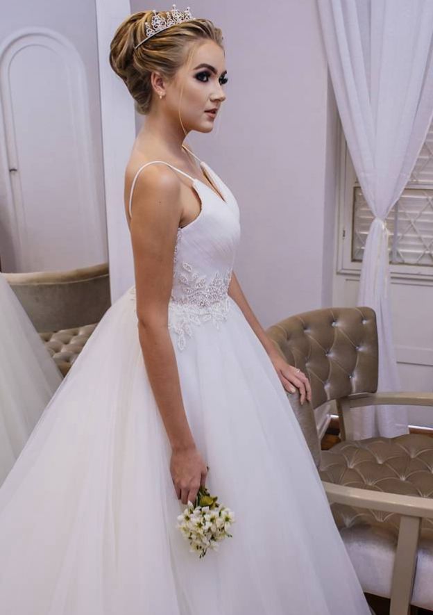 Beautiful Ball Gown: V-Neck Sleeveless Long Floor-Length Tulle with Applique Details BM bride