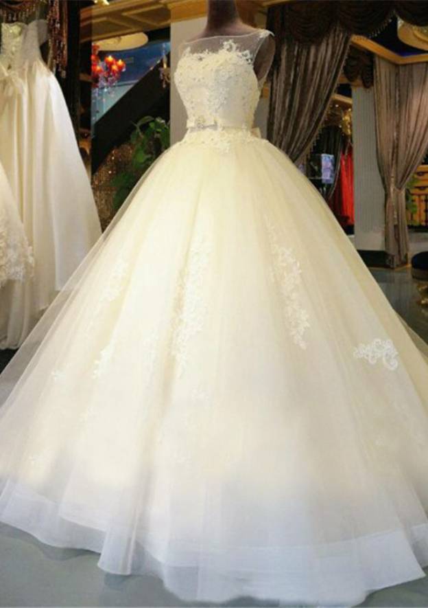 Waistband Appliqued Ball Gown with Bateau Neckline and Sleeveless Design, Long Floor-Length Tulle BM bride