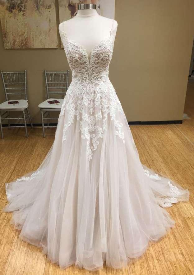 Appliqued Lace A-Line/Princess with Scalloped Neckline, Sleeveless Design, and Court Train in Tulle BM bride