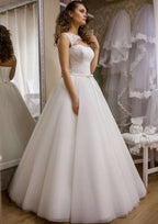 Bowknot Lace A-Line/Princess with Bateau Neckline and Sleeveless Design, Long Floor-Length Tulle BM bride
