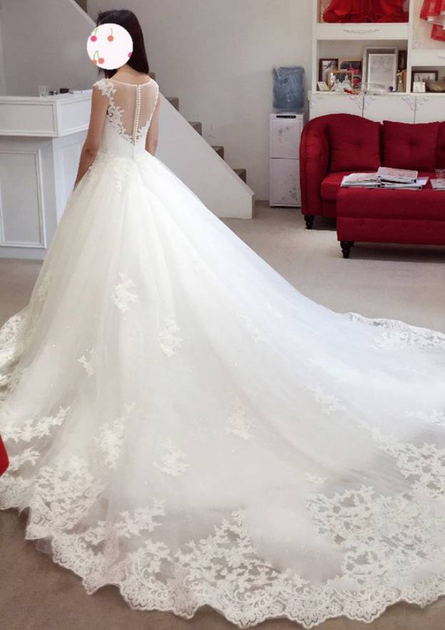 Appliqued Lace A-Line/Princess Wedding Dress with Bateau Neckline, Sleeveless Design, and Cathedral Train in Tulle BM bride