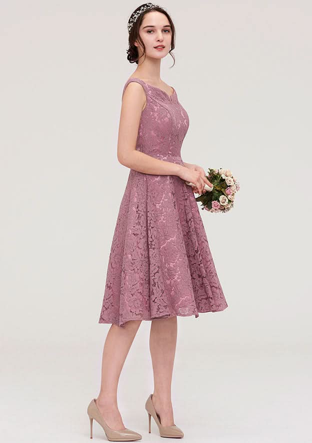 Knee-Length Lace Bridesmaid Dress, A-Line/Princess Style, Sweetheart Neck, Sleeveless BM bride