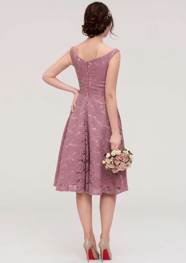Knee-Length Lace Bridesmaid Dress, A-Line/Princess Style, Sweetheart Neck, Sleeveless BM bride