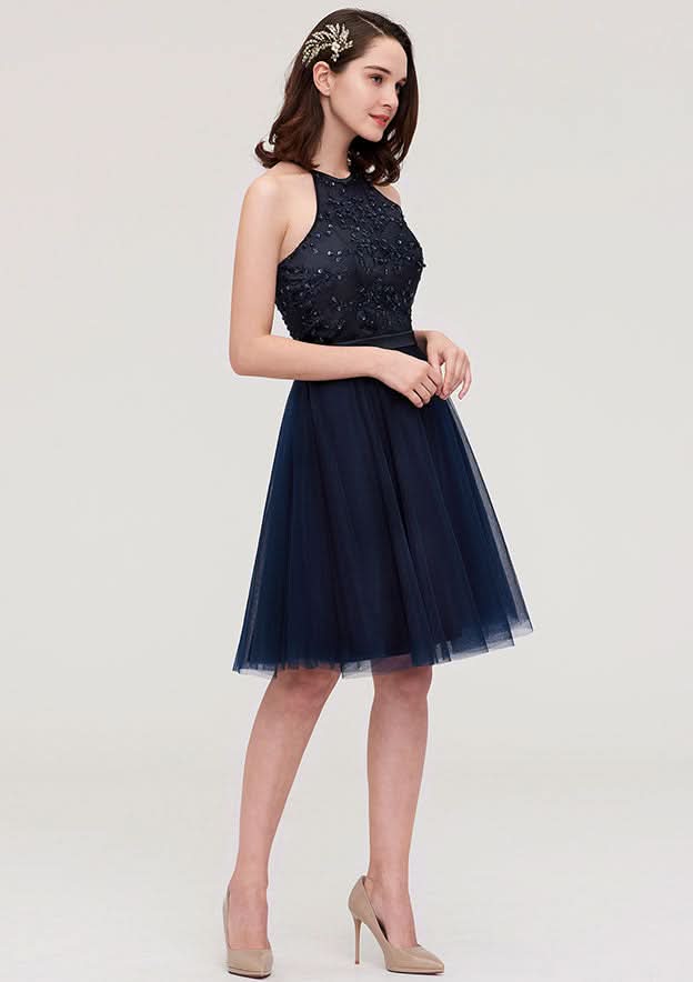 Stylish A-Line Halter Sleeveless Knee-Length Tulle Bridesmaid Dress With Sequins, Appliqued Details, And Sashes BM bride