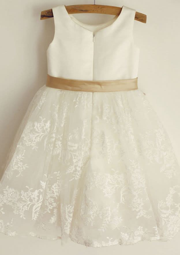 Short Sleeve Knee-Length Tulle Sequined Dress with Stylish Sashes - A-line/Princess Scoop Neck Flower Girl Dress BM bride
