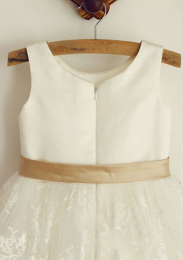 Short Sleeve Knee-Length Tulle Sequined Dress with Stylish Sashes - A-line/Princess Scoop Neck Flower Girl Dress BM bride