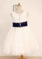Tea-Length Lace Tulle Flower Girl Dress with Bowknot Sashes - A-line/Princess Scoop Neck BM bride