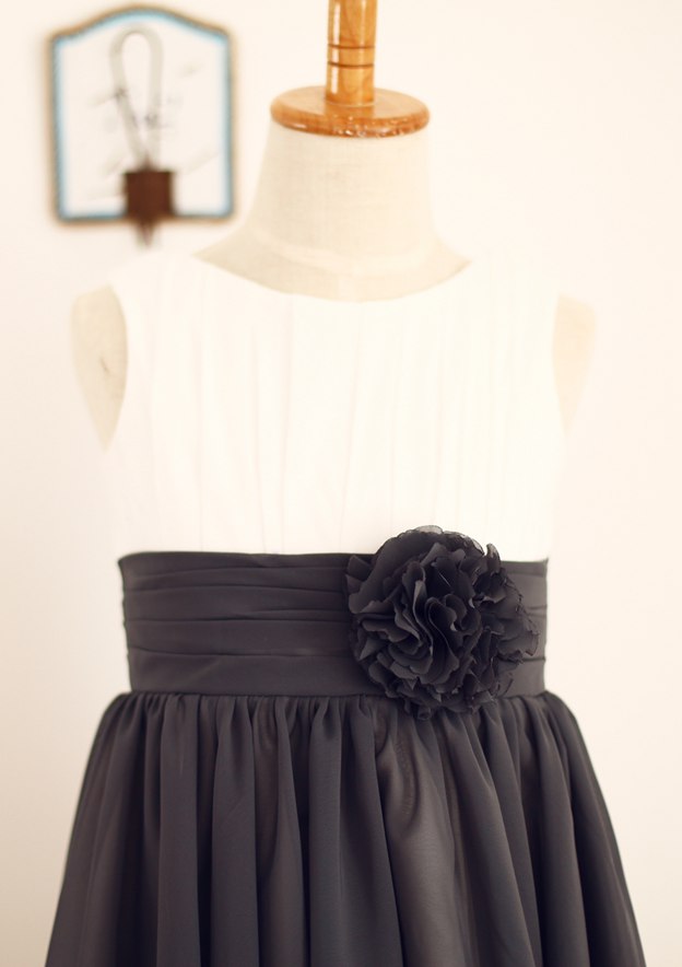 Knee-Length Chiffon Lace Flower Girl Dress with Pleated Sashes - A-line/Princess Scoop Neck BM bride