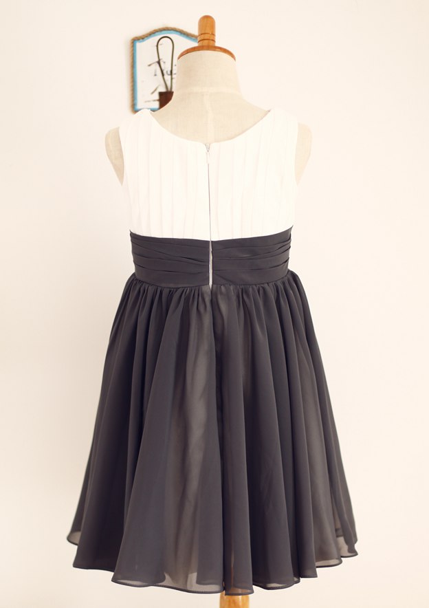 Knee-Length Chiffon Lace Flower Girl Dress with Pleated Sashes - A-line/Princess Scoop Neck BM bride