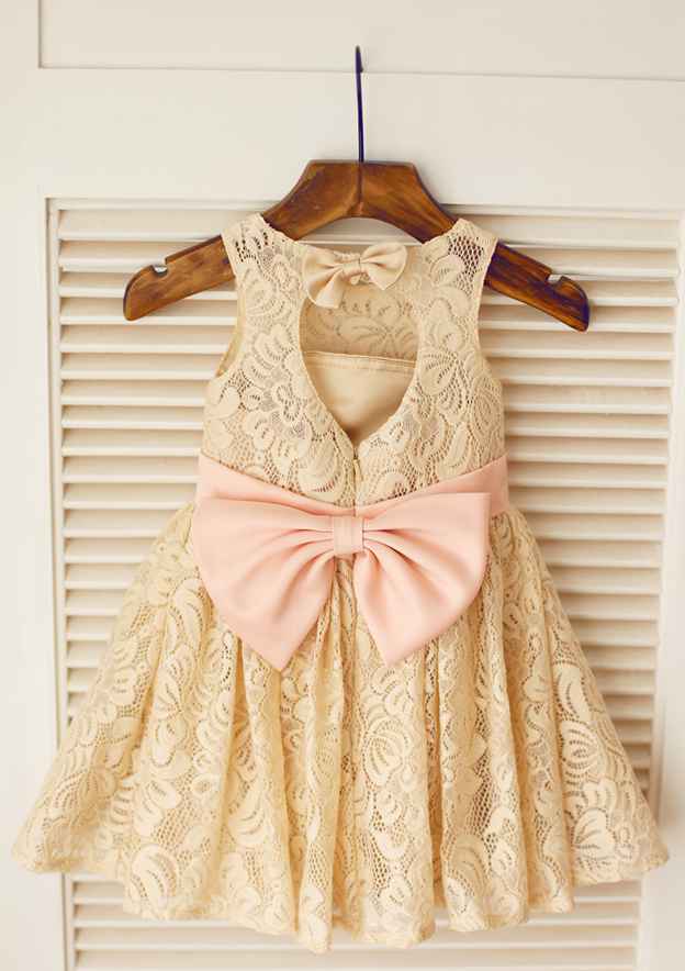 Knee-Length Lace Flower Girl Dress with Chic Bowknot Sashes - A-line/Princess Scoop Neck BM bride