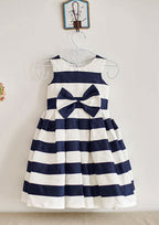 Knee-Length Satin Flower Girl Dress with Charming Bowknot - A-line/Princess Scoop Neck BM bride
