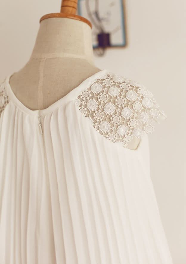Knee-Length Chiffon Lace Dress with Pleated Elegance - A-line/Princess Scoop Neck Flower Girl Dress BM bride