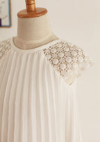 Knee-Length Chiffon Lace Dress with Pleated Elegance - A-line/Princess Scoop Neck Flower Girl Dress BM bride