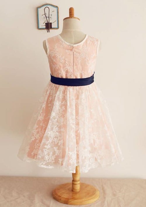 3/4 Sleeve Knee-Length Lace Flower Girl Dress with Charming Bowknot - A-line/Princess Scoop Neck BM bride