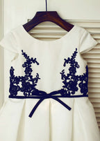 Knee-Length Satin Flower Girl Dress with Beautiful Appliqued - A-line/Princess Scoop Neck BM bride