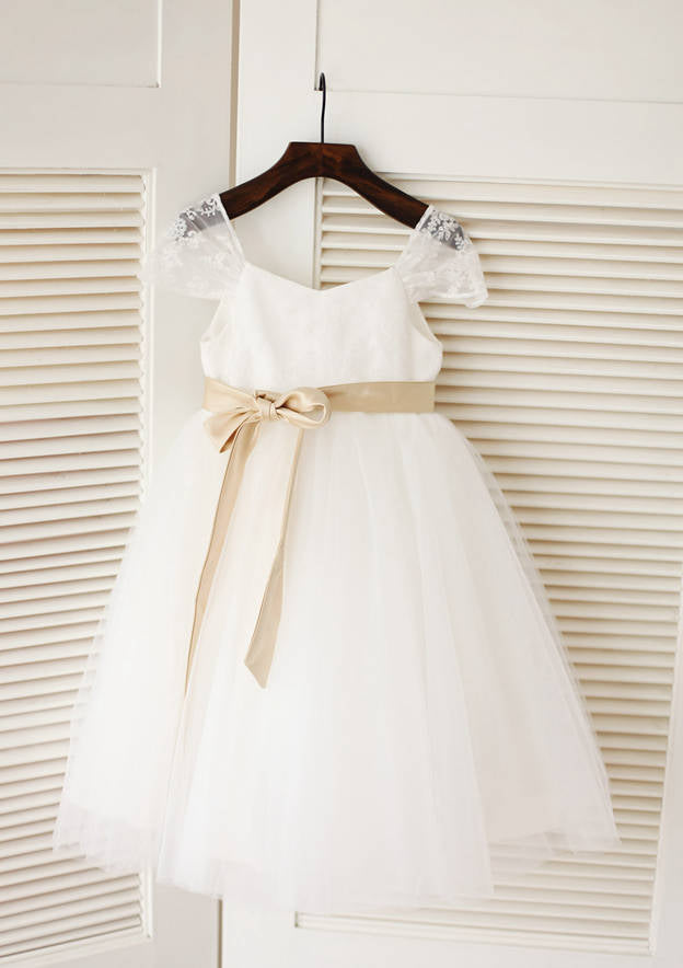 Knee-Length V-Neck Lace and Tulle Flower Girl Dress with Elegant Sashes - A-line/Princess BM bride