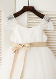 Knee-Length V-Neck Lace and Tulle Flower Girl Dress with Elegant Sashes - A-line/Princess BM bride