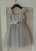 Knee-Length Sweetheart Sequined Tulle Flower Girl Dress with Lovely Bowknot Flowers - A-line/Princess BM bride