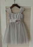 Knee-Length Sweetheart Sequined Tulle Flower Girl Dress with Lovely Bowknot Flowers - A-line/Princess BM bride