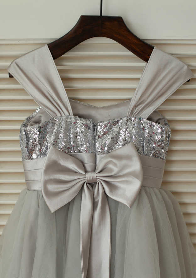 Knee-Length Sweetheart Sequined Tulle Flower Girl Dress with Lovely Bowknot Flowers - A-line/Princess BM bride