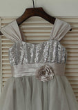 Knee-Length Sweetheart Sequined Tulle Flower Girl Dress with Lovely Bowknot Flowers - A-line/Princess BM bride