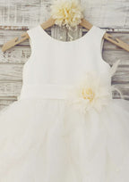 Floor-Length Tulle Flower Girl Dress with Lovely Bowknot Flowers - A-line/Princess Scoop Neck BM bride