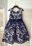 Knee-Length Lace and Tulle Flower Girl Dress with Graceful Lace - A-line/Princess Scoop Neck BM bride