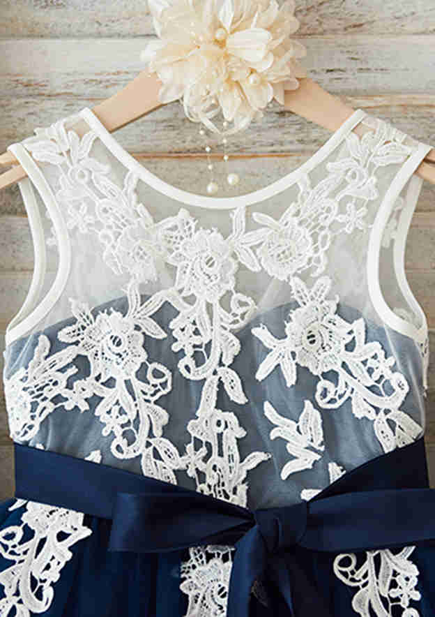 Knee-Length Lace and Tulle Flower Girl Dress with Elegant Sashes - A-line/Princess Scoop Neck BM bride