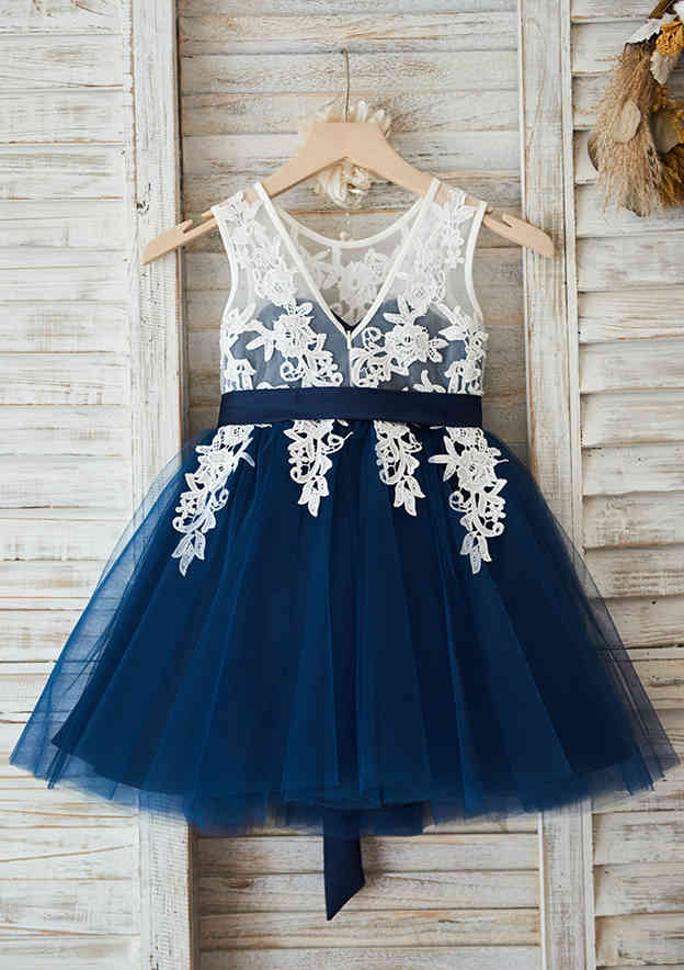 Knee-Length Lace and Tulle Flower Girl Dress with Elegant Sashes - A-line/Princess Scoop Neck BM bride