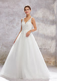 Exquisite Ball Gown Princess Wedding Dress: V-Neck Sleeveless Tulle and Lace with Chapel Train BM bride