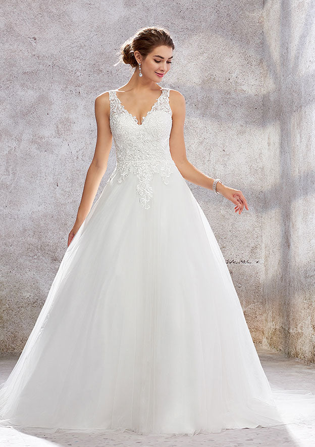 Exquisite Ball Gown Princess Wedding Dress: V-Neck Sleeveless Tulle and Lace with Chapel Train BM bride