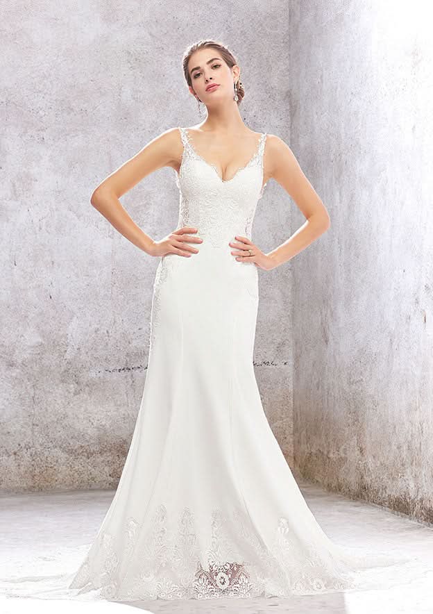 Modern Trumpet/Mermaid V-Neck Sleeveless Chapel Train Elastic Satin Wedding Dress with Elegant Lace Appliqueds BM bride