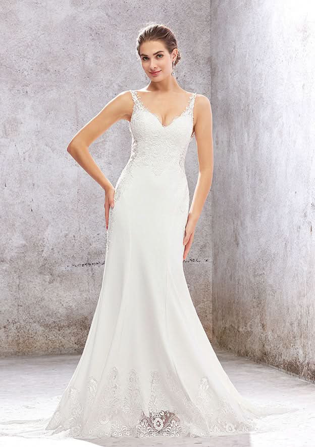 Modern Trumpet/Mermaid V-Neck Sleeveless Chapel Train Elastic Satin Wedding Dress with Elegant Lace Appliqueds BM bride