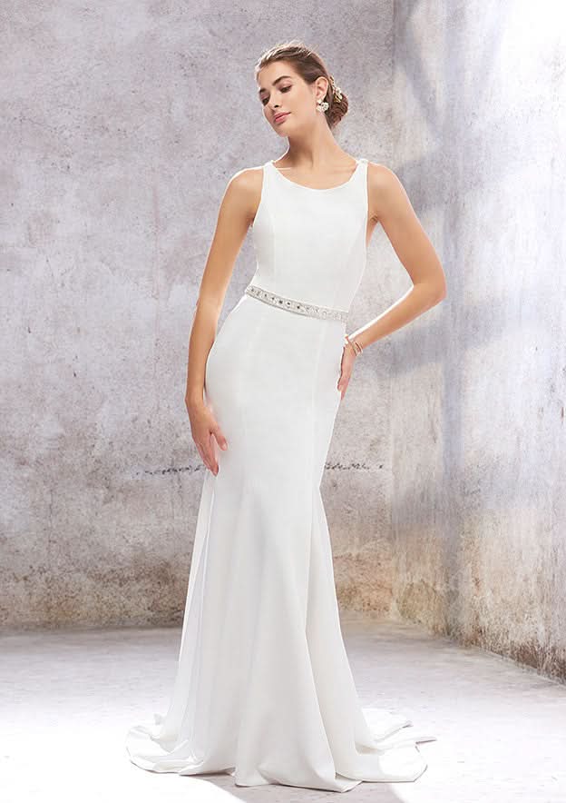 Chic Trumpet/Mermaid Wedding Dress: Scoop Neck Sleeveless with Court Train and Stretch Crepe Fabric BM bride