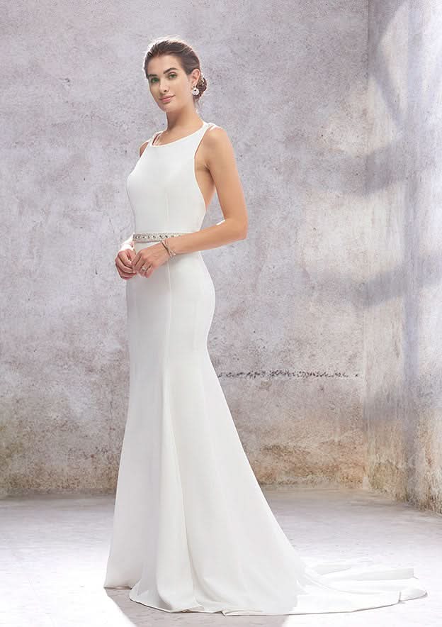 Chic Trumpet/Mermaid Wedding Dress: Scoop Neck Sleeveless with Court Train and Stretch Crepe Fabric BM bride
