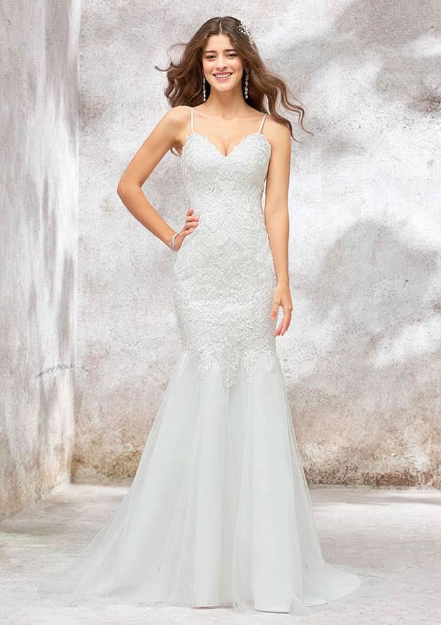 Sophisticated Trumpet/Mermaid Sweetheart Sleeveless Chapel Train Wedding Dress in Lace and Tulle with Dazzling Sequins BM bride