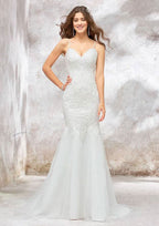Sophisticated Trumpet/Mermaid Sweetheart Sleeveless Chapel Train Wedding Dress in Lace and Tulle with Dazzling Sequins BM bride