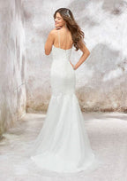 Sophisticated Trumpet/Mermaid Sweetheart Sleeveless Chapel Train Wedding Dress in Lace and Tulle with Dazzling Sequins BM bride