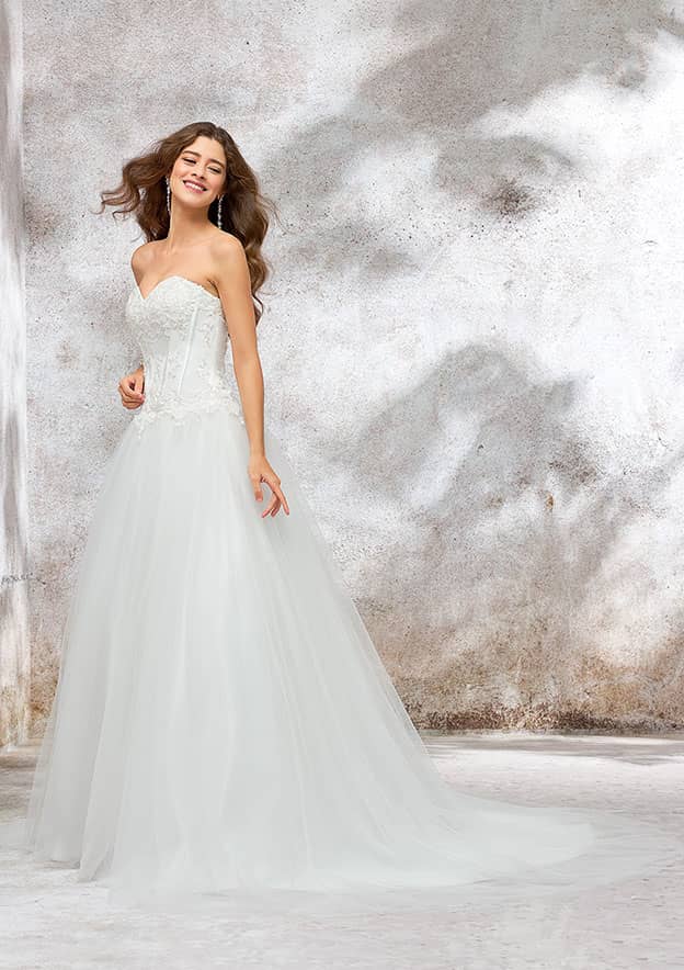 Enchanting Princess Sweetheart Sleeveless Court Train Tulle Wedding Dress with Sequins and Glitter Appliques in Ball Gown Style BM bride