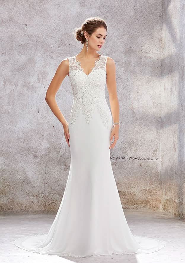 Charming Trumpet/Mermaid V-Neck Sleeveless Chiffon Wedding Dress with Court Train, Sequins, and Beading BM bride