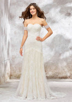 Romantic A-Line Sweetheart Sleeveless Court Train Wedding Dress in Lace and Satin BM bride