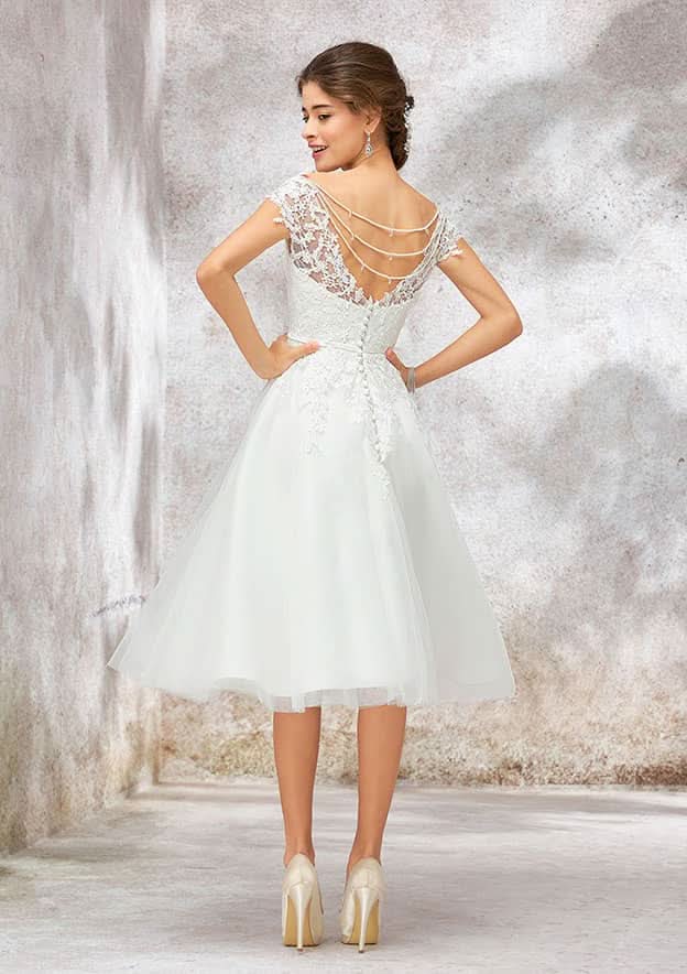 Charming A-Line V-Neck Sleeveless Knee-Length Lace and Tulle Satin Wedding Dress with Decorative Bowknot BM bride