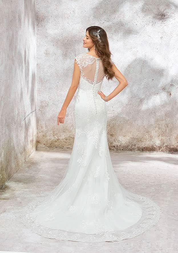 Sophisticated Trumpet/Mermaid Sweetheart Sleeveless Court Train Wedding Dress in Lace and Satin BM bride
