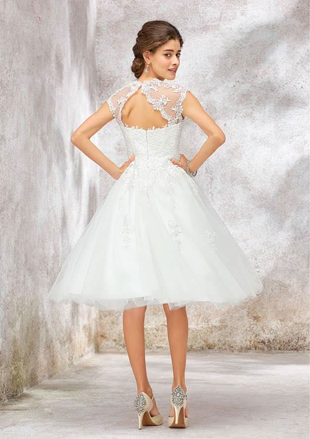 Elegant High-Neck A-Line Tulle Lace Wedding Dress with Sleeveless Design BM bride