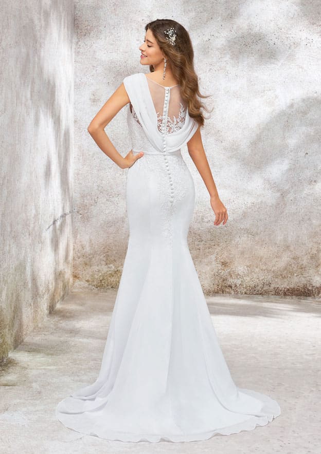 Stunning Trumpet/Mermaid Wedding Dress: V-Neck Sleeveless with Sweep Train in Chiffon and Appliqued Details BM bride