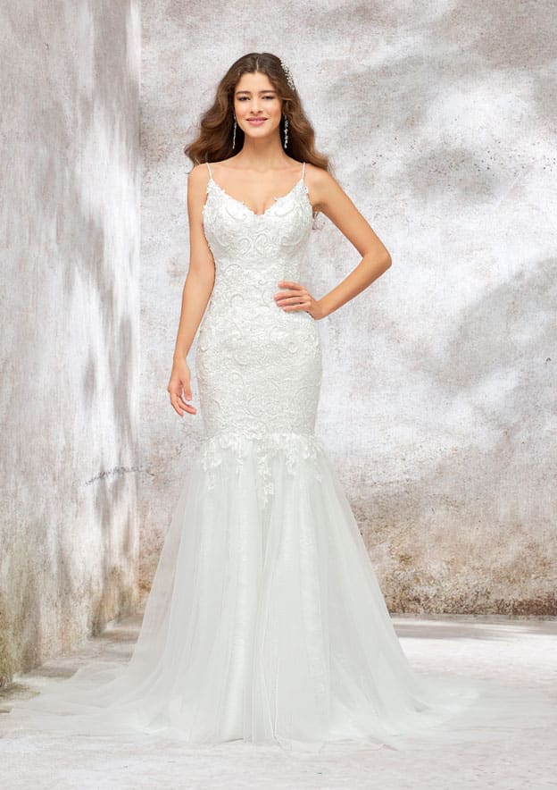 Elegant V-Neck Sleeveless Chapel Train Tulle Lace Wedding Dress with Appliques and Beading in Trumpet/Mermaid Design BM bride